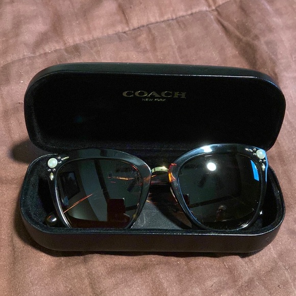 Sunglasses by Coach Brand. NWOT! - Picture 10 of 15